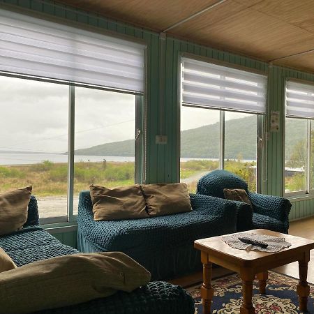 פוארטו פויוואפי Hosteria Ensenada מראה חיצוני תמונה