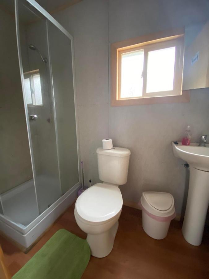 פוארטו פויוואפי Hosteria Ensenada מראה חיצוני תמונה